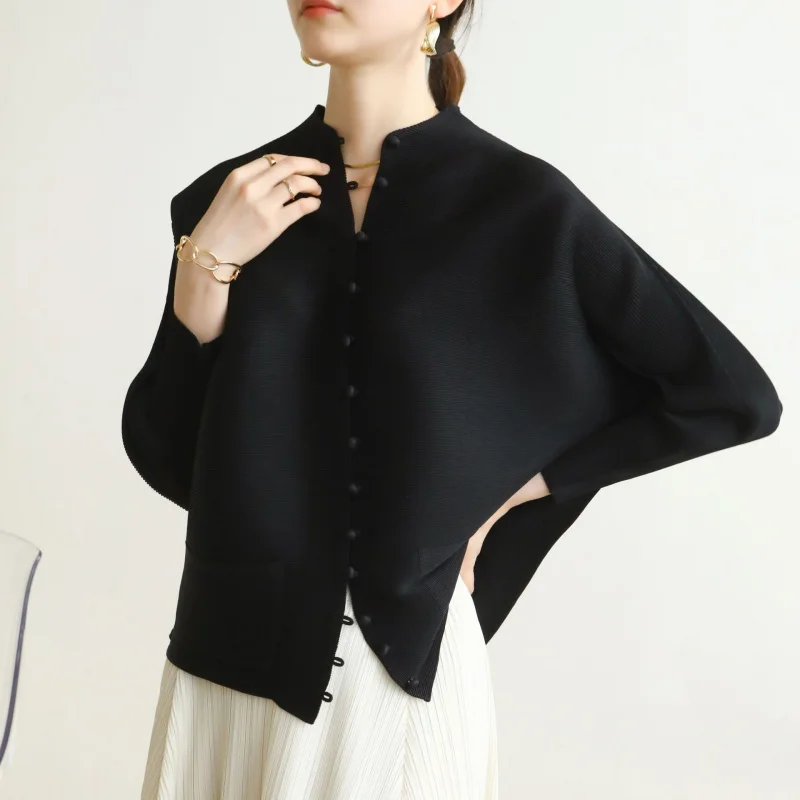 

Miyake Autumn and Spring High-end pleated stand-up collar Long-sleeved large-sized loose single-breasted casual Top [2066]
