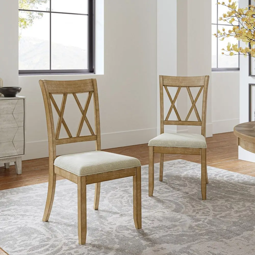 Rustic Farmhouse Di…