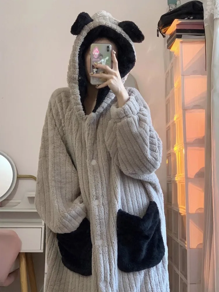 

Thiened Coral Fce Spwear Women's Winter New Plu Home Clothes Robe Long Pants Set Can Be Worn outside Hooded Nightgown