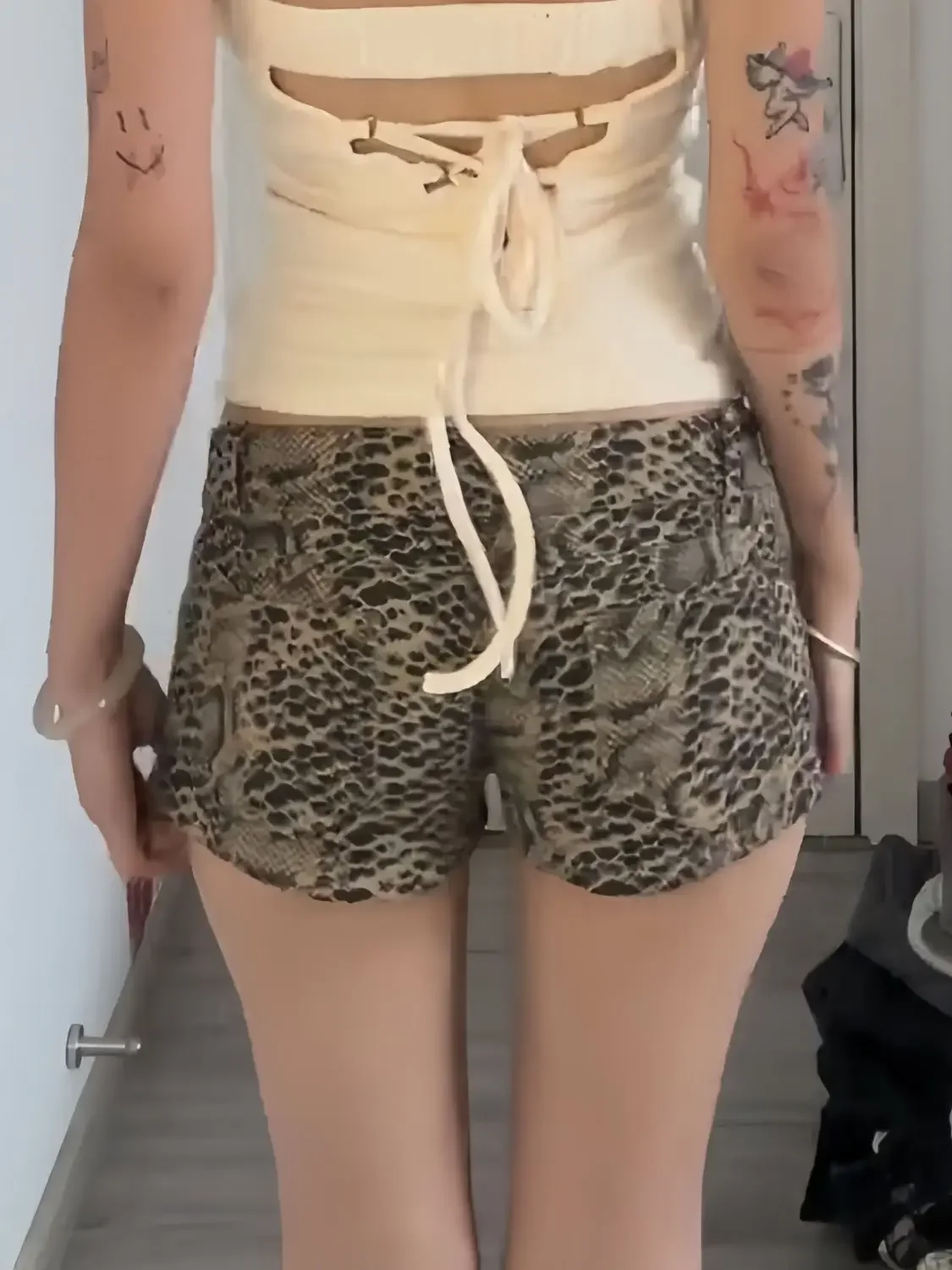 레트로 여성 로우 웨이스트 스트랩 디자인 슬림 힙 패킹 핫걸 레오파드 프린트 데님 반바지