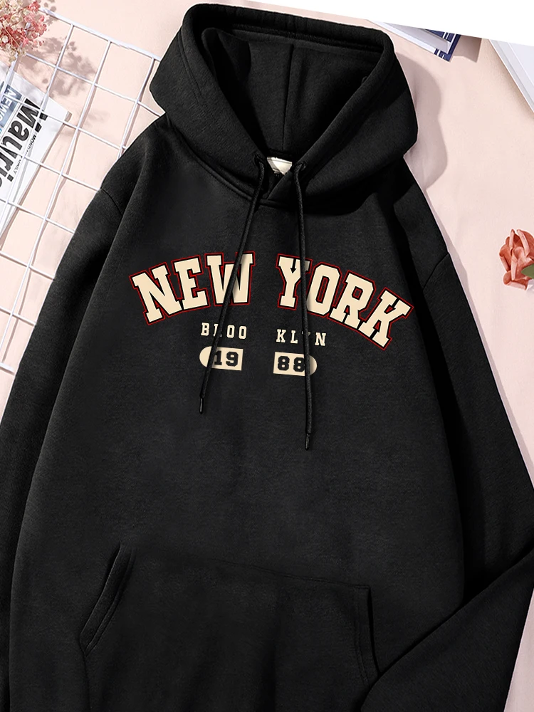 New York 1988 Printed Female Hoodies Leisure Comfortable Sweatshirt Sporty Essential Sport Shirts Versatile Drawstring Clothes