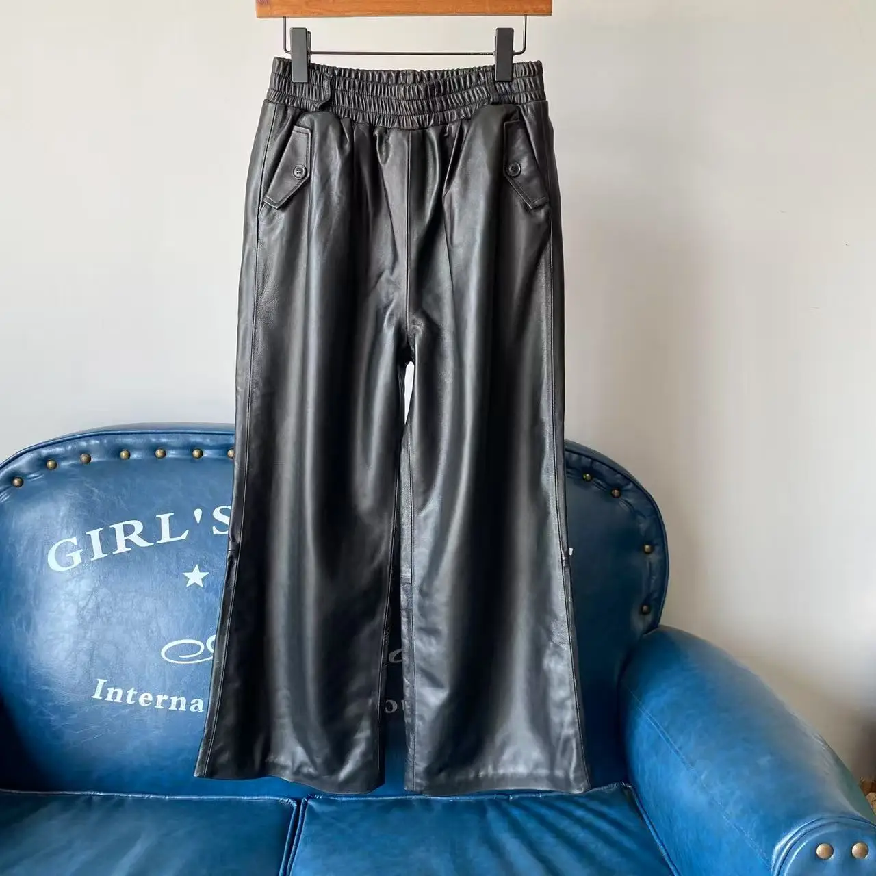 

Осень 2023, женские модные повседневные брюки из натуральной кожи, высокая талия, прямые брюки с эластичной резинкой на талии, широкие брюки для похудения