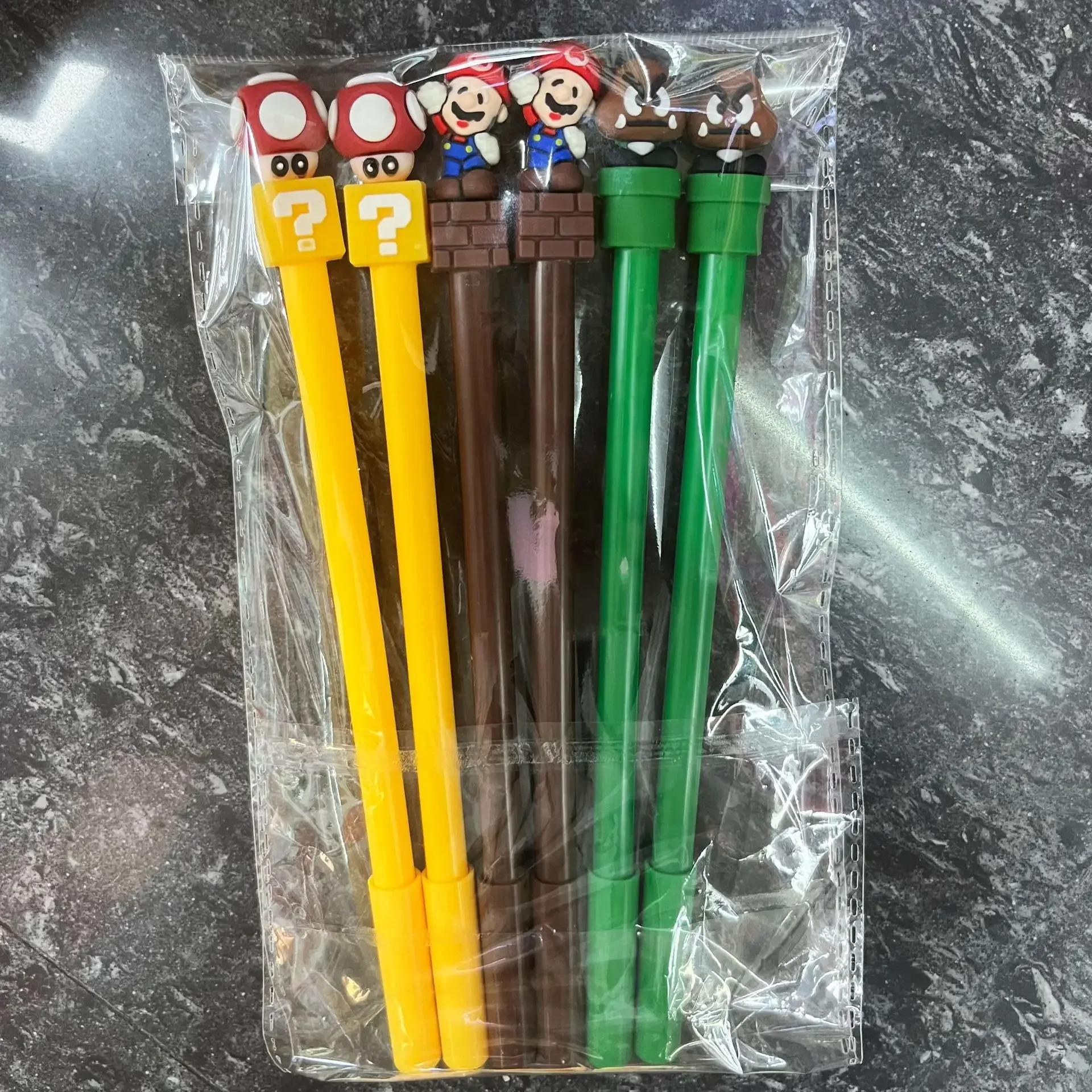 Anime Super Marioes Black Ink Neutral Pen 0.5mm Gel Pen Cartoon Student School Supplies Stationery Pen Children Exam Pen Gifts