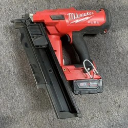 Milwaukee 2744-20 18V M18 FUEL 18V 21 Degree Framing Nailer -Includes 5.0AH battery ，SECOND HAND