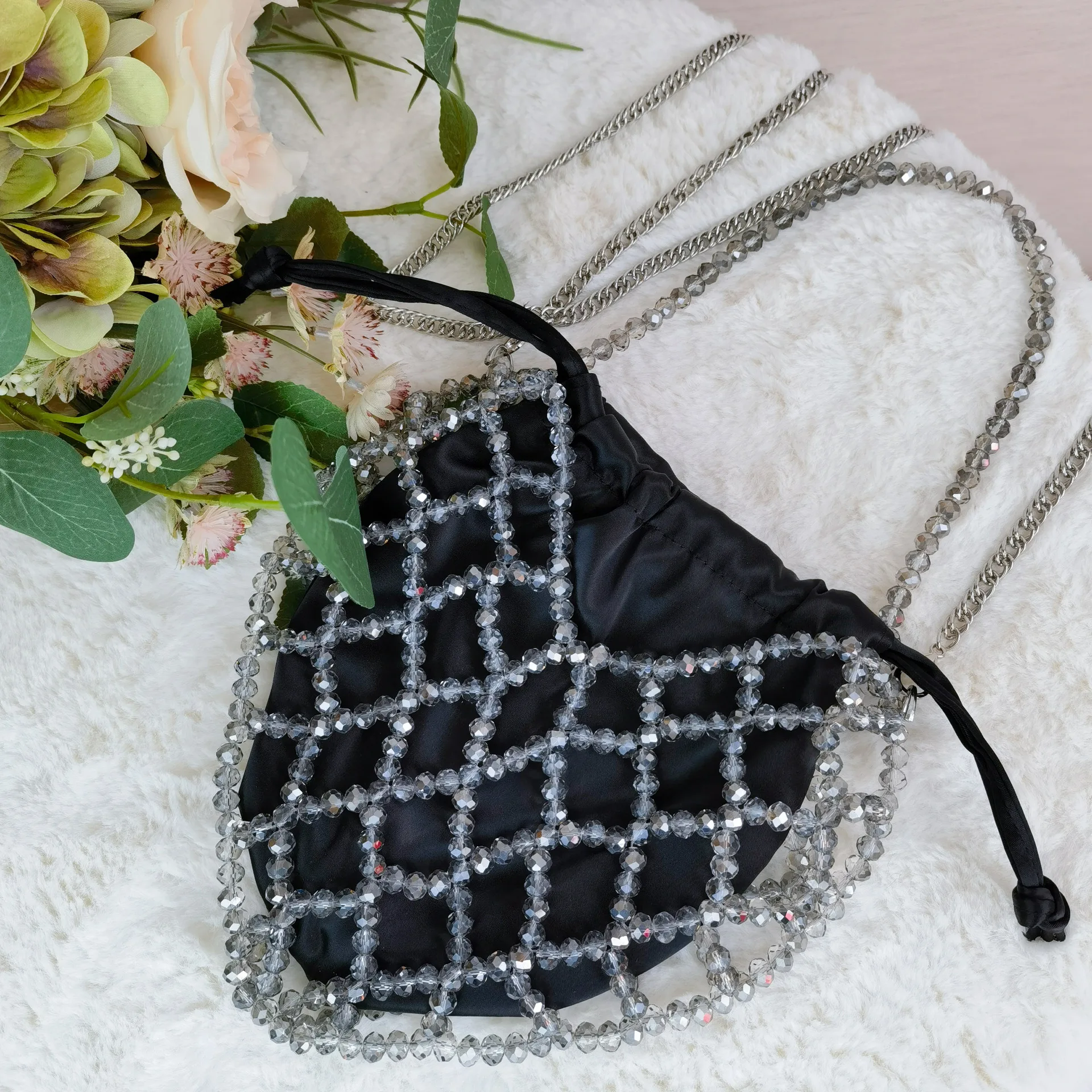 Fine Hand-beaded Heart Handbags For Women 2024 Spring New Tote Handbags Crystal Beading Party Shoulder Bags Small Clutches Purse