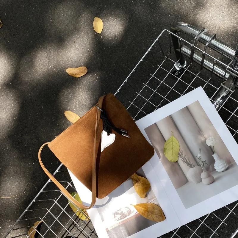 

Матовые мягкие кожаные сумки через плечо для женщин, сумка через плечо, универсальная сумка-ведро в стиле ретро, кошелек и сумки, дизайнерская сумка Bolsos Mujer