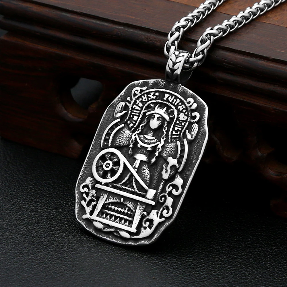 Nordic Retro Wicca Priestess Necklaces Men Women Stainless Steel Double-sided Viking Goddess Freya Pendant Pagan Amulet Jewelry