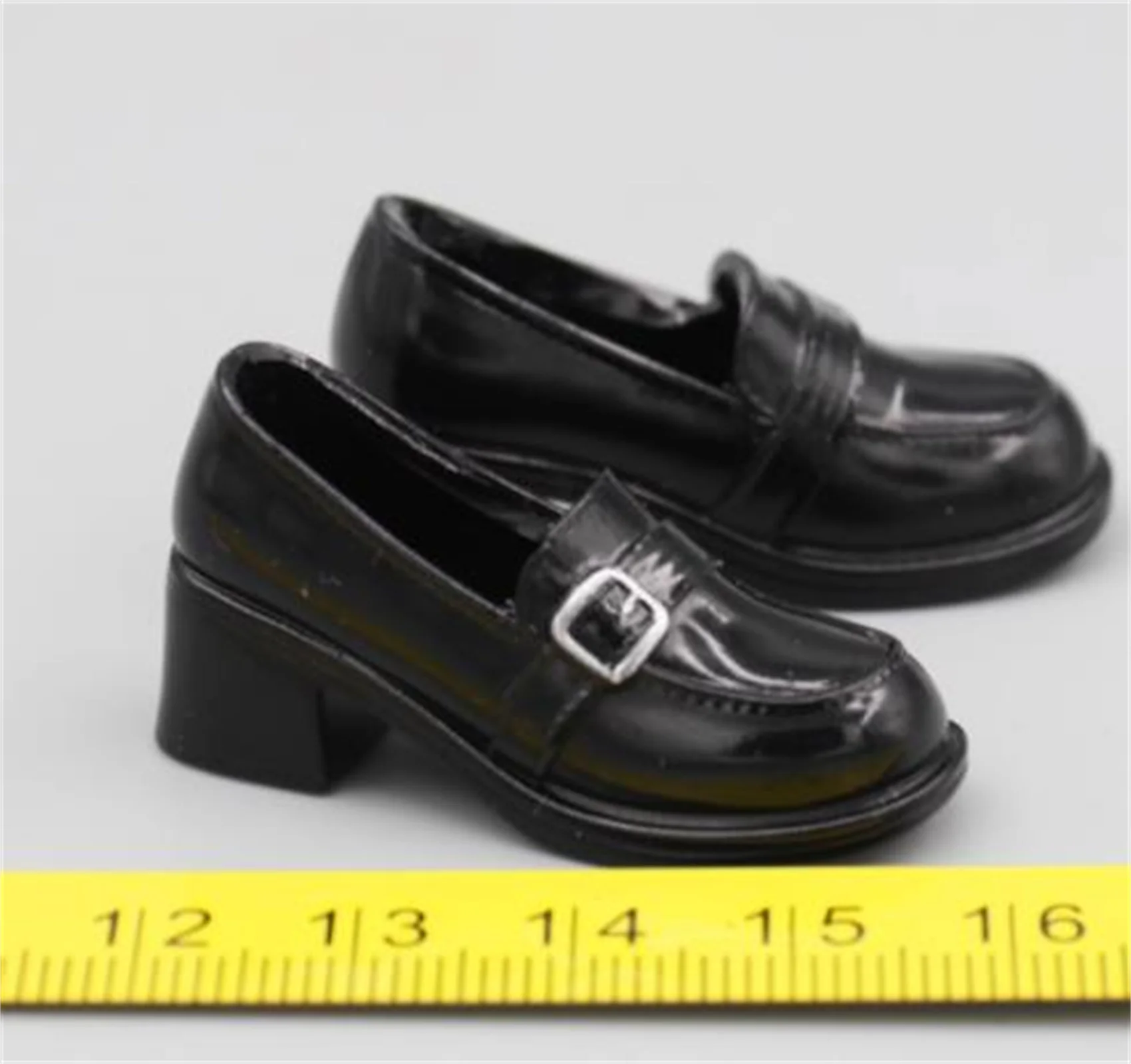 

QOM-1048 1/6 Soldier Hollow High Heels Model for 12'' women Ambulance Corps For 12 Inch Action Figure