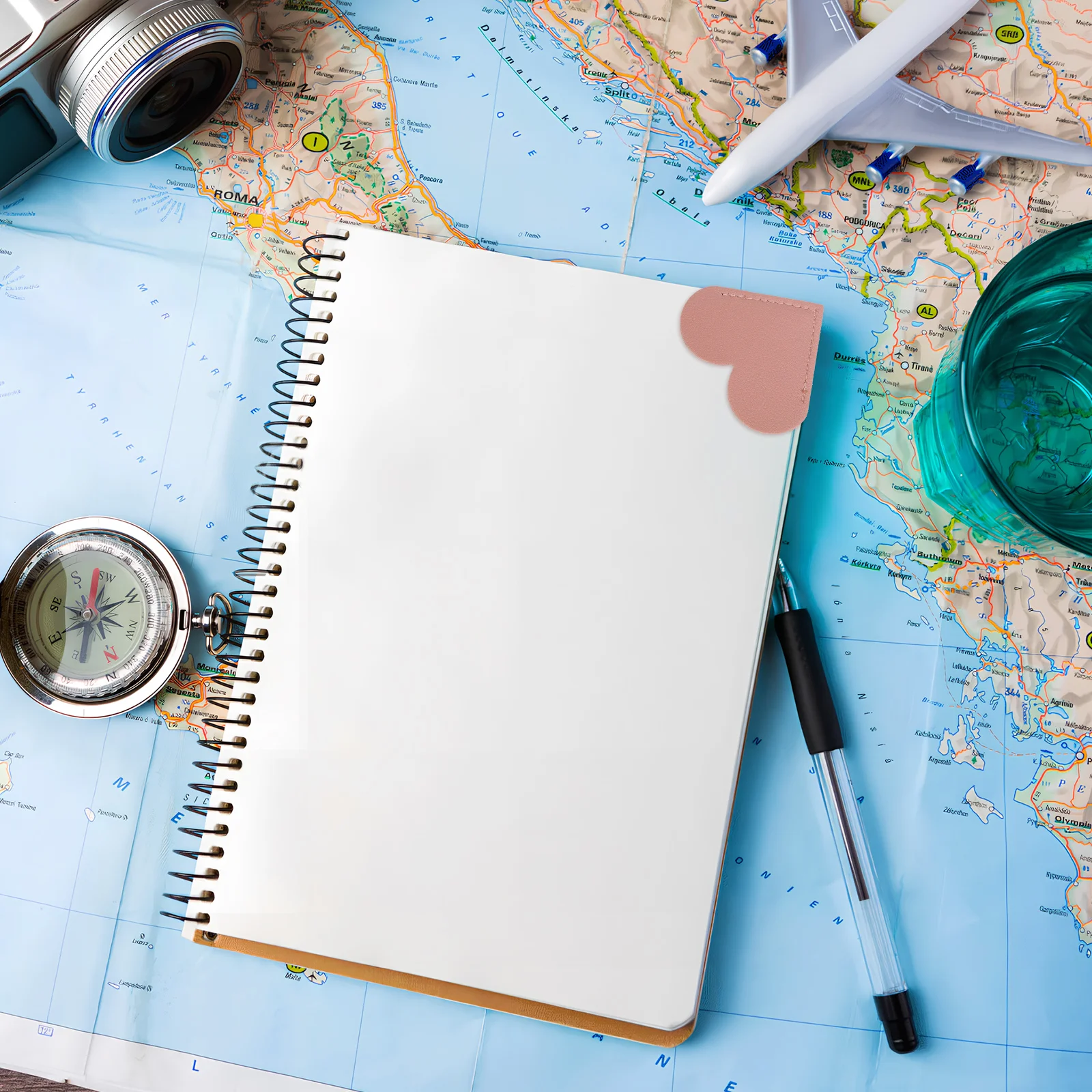 12 Pcs Bookmarks For Women Bookmarks Heart Triangle Shape Women's Reading Accessories Pack of 12 Book Corner Protectors