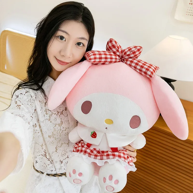 Kawaii Sanrio Plüschtier Erdbeer Kuromi im süßen Kleid My Melody Gefüllte Puppe Großes weiches Kissen für Kinder Geburtstagsgeschenk