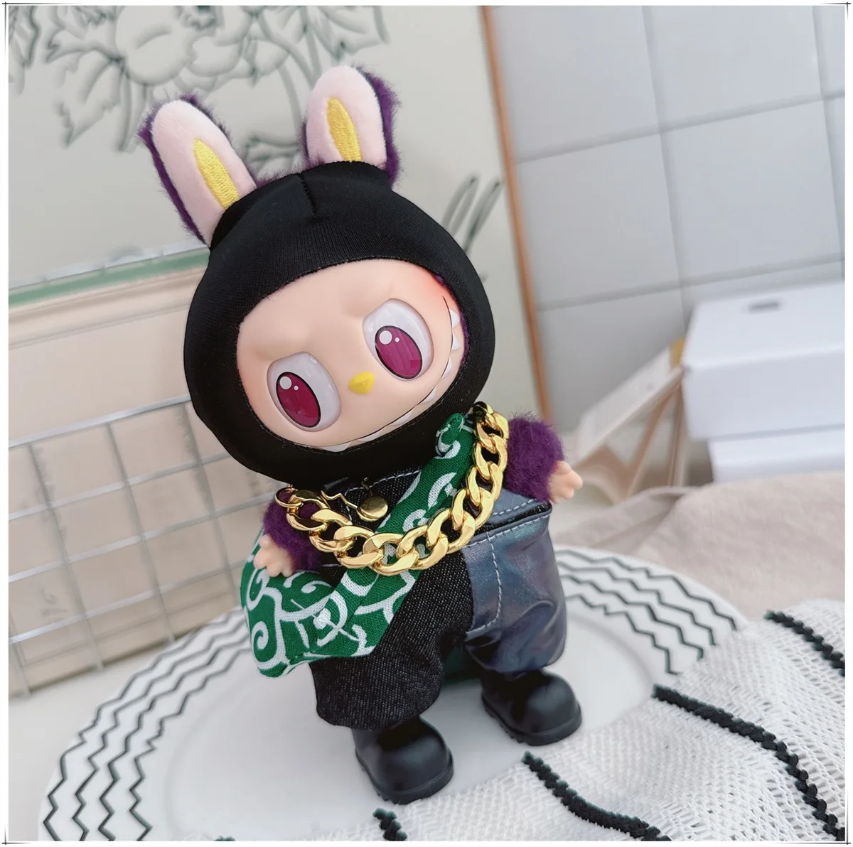 

LABUBU clothing Night role-play as the Black-headed Bag Thief, LABUBU accessories, trendy cargo pants DIY equipment set no dolls
