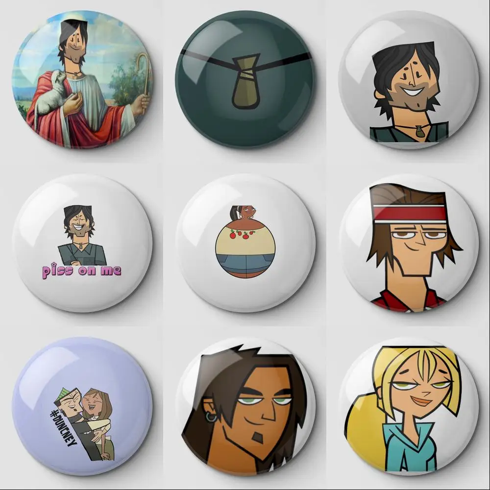 Chris Total Drama Island Td Mclean Soft Button Pin Customizable Clothes Lover Brooch Decor Cute Badge Collar Hat Lapel Pin