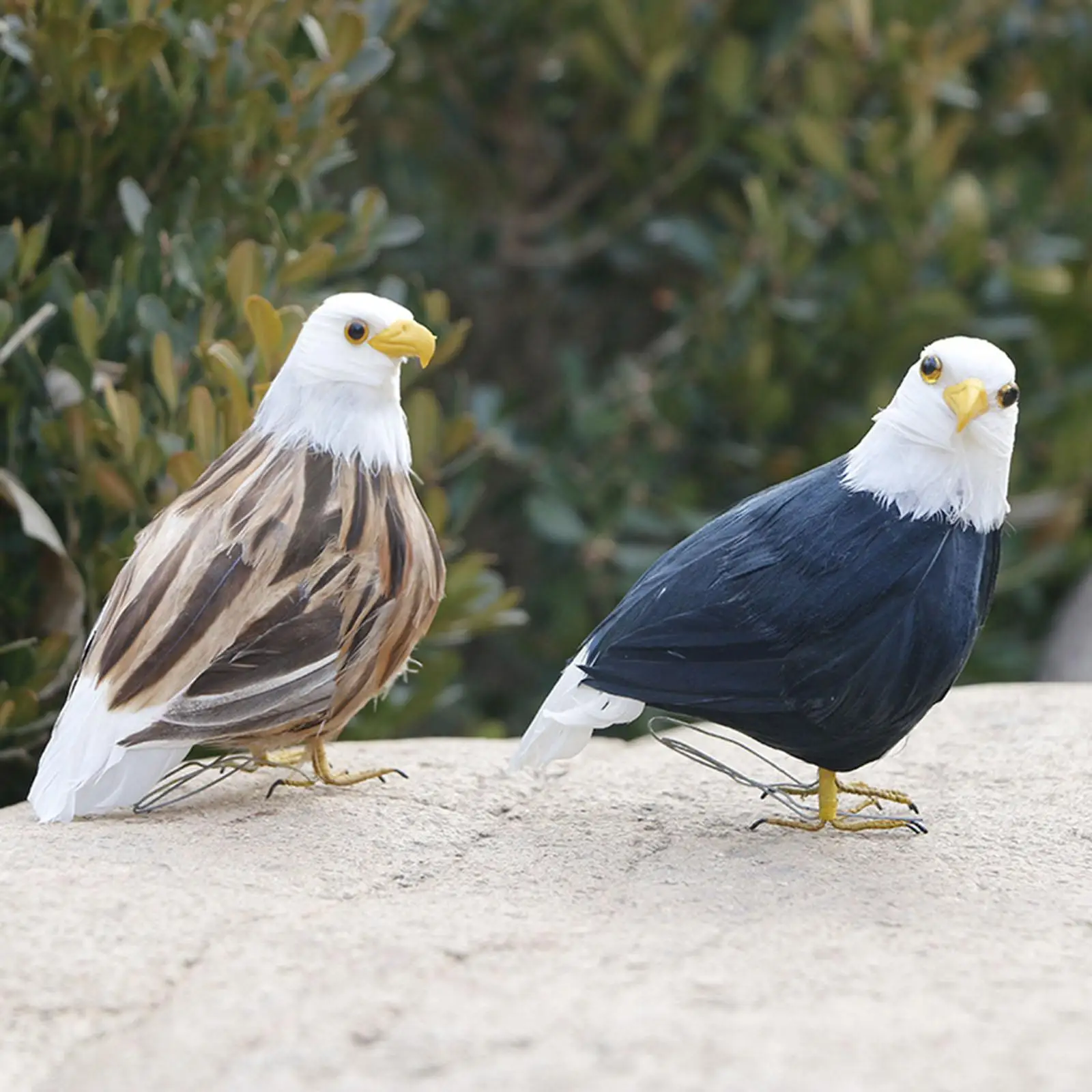 Unique Real Eagle Garden Statue Animals Foam Bird Figurines Handcrafted Sculpture for Zoo Decor Ornaments Gift , Brown