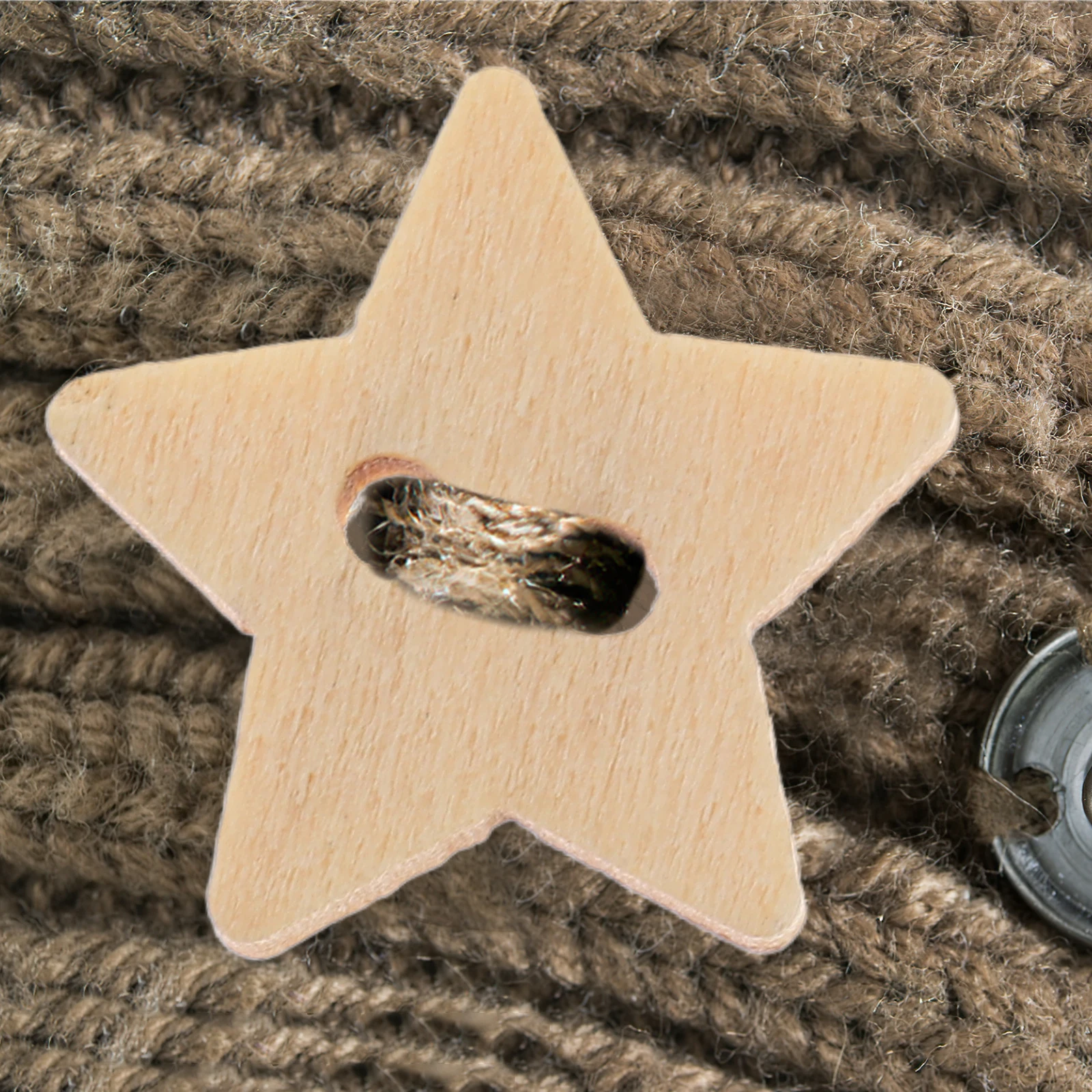 

200 Pcs/pack Scrapbook Wooden Stars Buttons for Crafts Making Supplies Beige Small Crafting