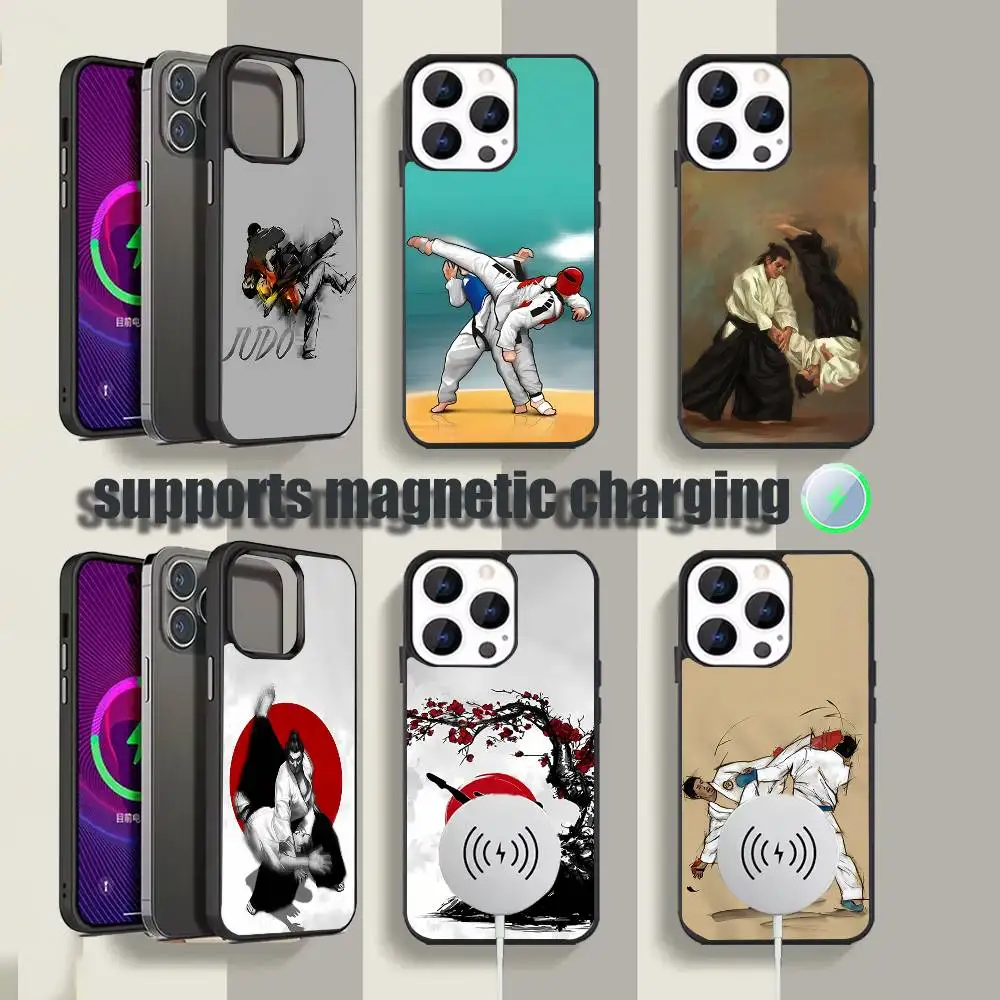 

Japanese Martial Arts Judo Black Phone Case For iPhone 17,16,15,14,13,12,11,Pro,Max,Plus,Mini,SE4,E Magnetic Wireless Charging