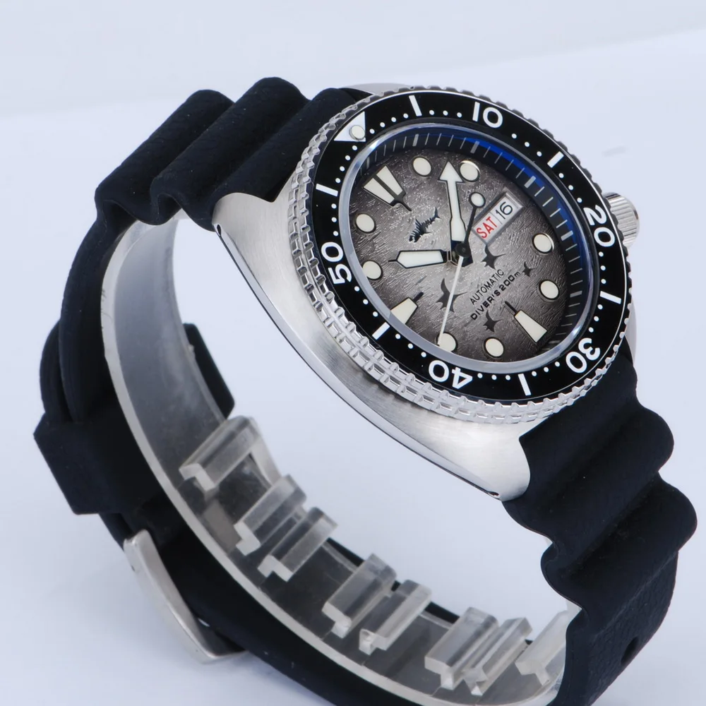 Heimdallr Mens 다이버 시계 군용 자동 시계 기계식 손목 시계 거북이 200M 방수 C3 빛나는 사파이어 NH36