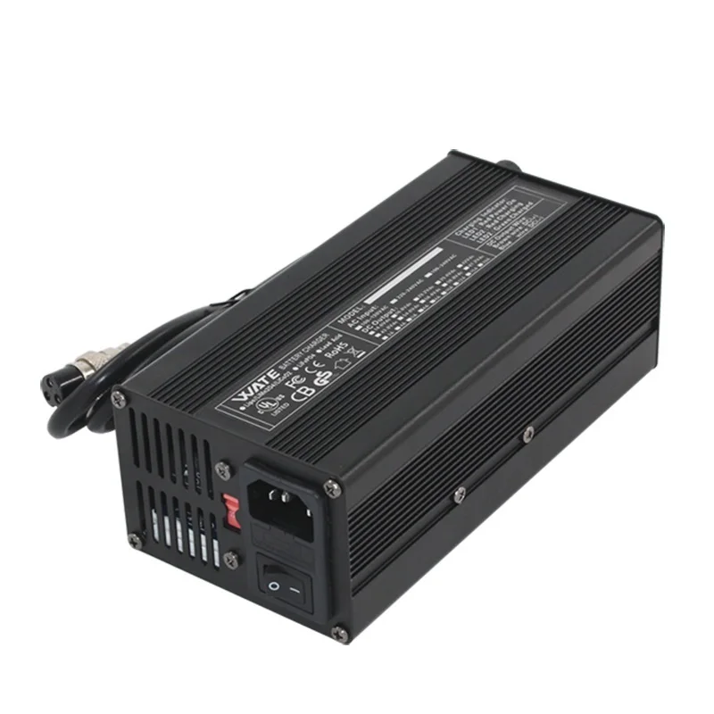 To 67.2V 5A Charger 60V 5A Li-ion Charger 110V / 220V 50-60Hz for 16S 60V lithium battery pack Fast charger