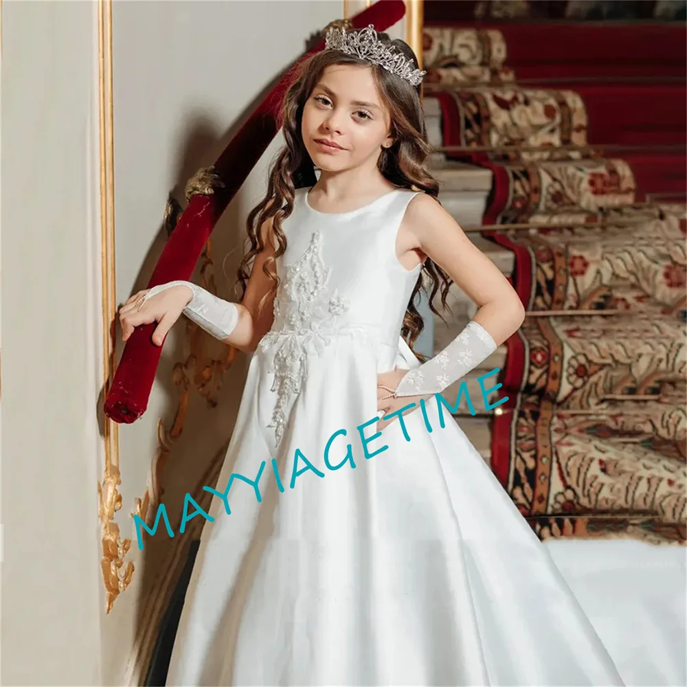 Princess White Satin A-Line Flower Girl Dresses For Wedding 2023 Simple Appliques Sleeveless Birthday Party First Communion Gown