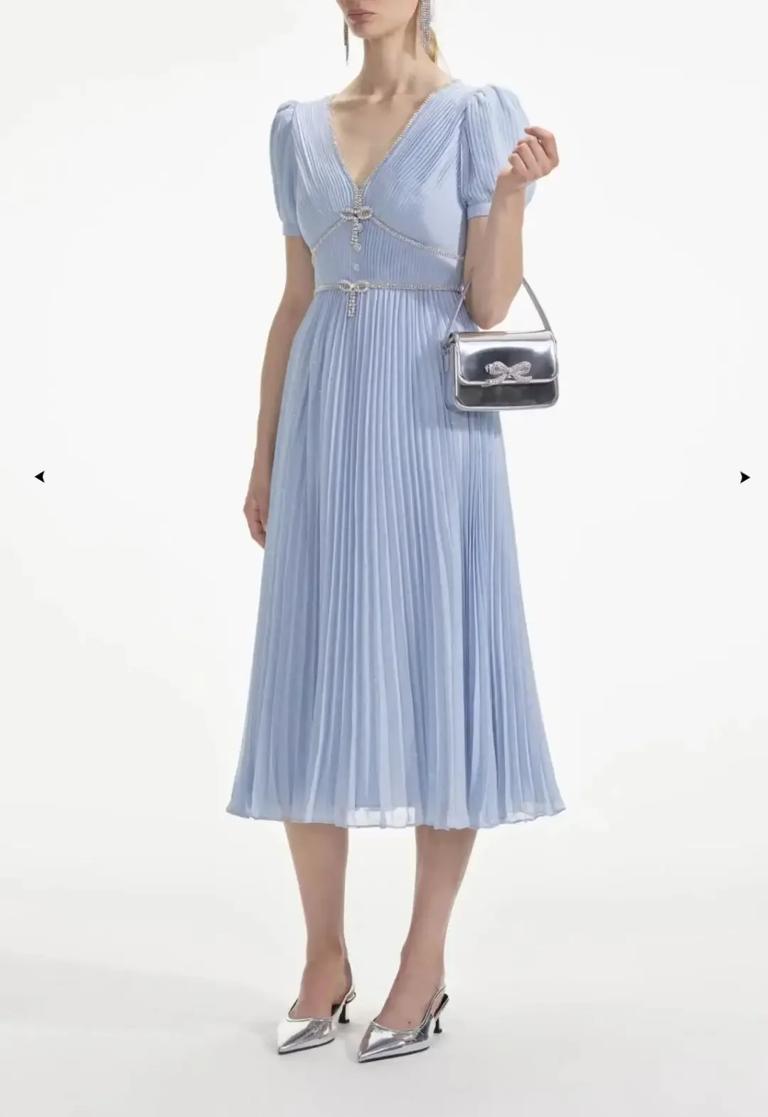 

Blue V-neck diamond chain bow chiffon dress for early autumn new style