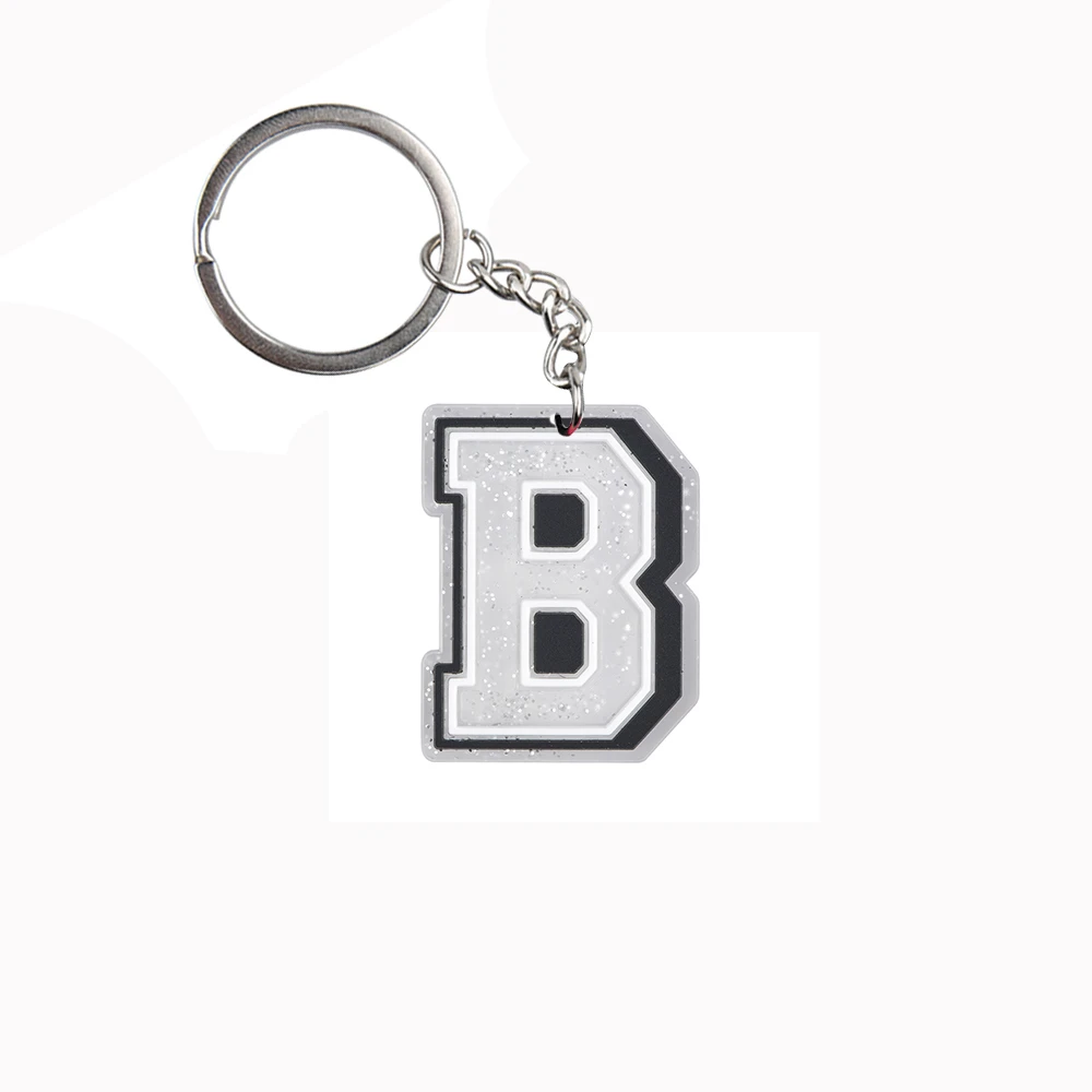 Bling Silver Alphabet Porte-clés Dessin Animé Lettre A-Z Porte-clés Enfants Étudiants Cartable Portefeuille Accessoires Anniversaire DIY Cadeaux 1Pc