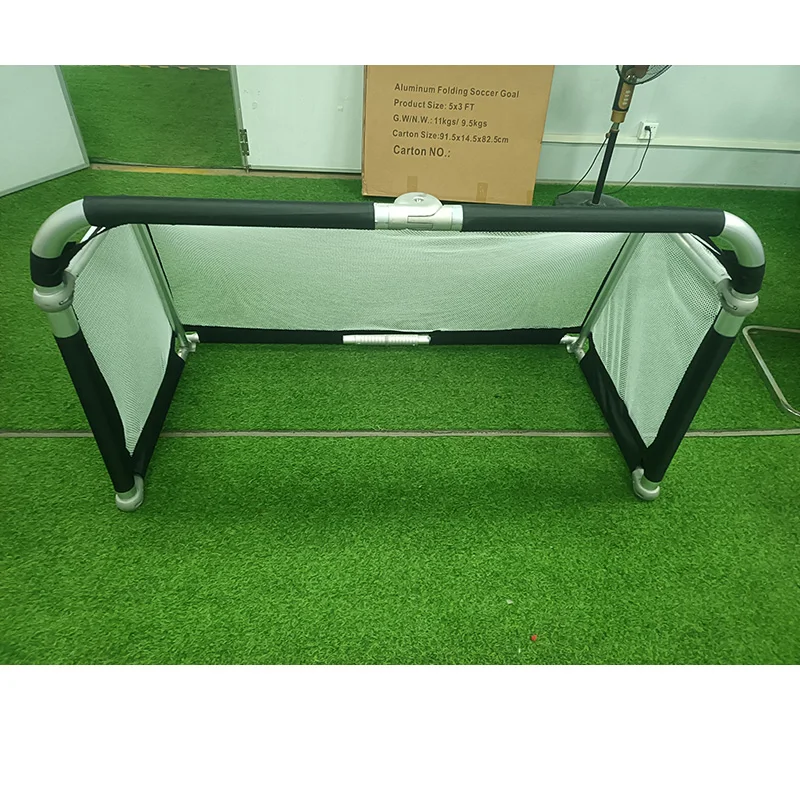 

High Quality Soccer Innovations Quick Fold Portable Aluminum Goals (White/Black, 4x6) for Kids Training