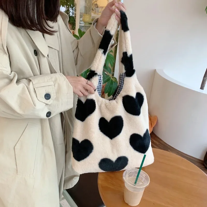 Women\'s Plush Shoulder Bag Heart-shaped Canvas Tote Fluffy Fur Handbags Large Capacity Soft Shopping Bags Girls Cute Book Bag