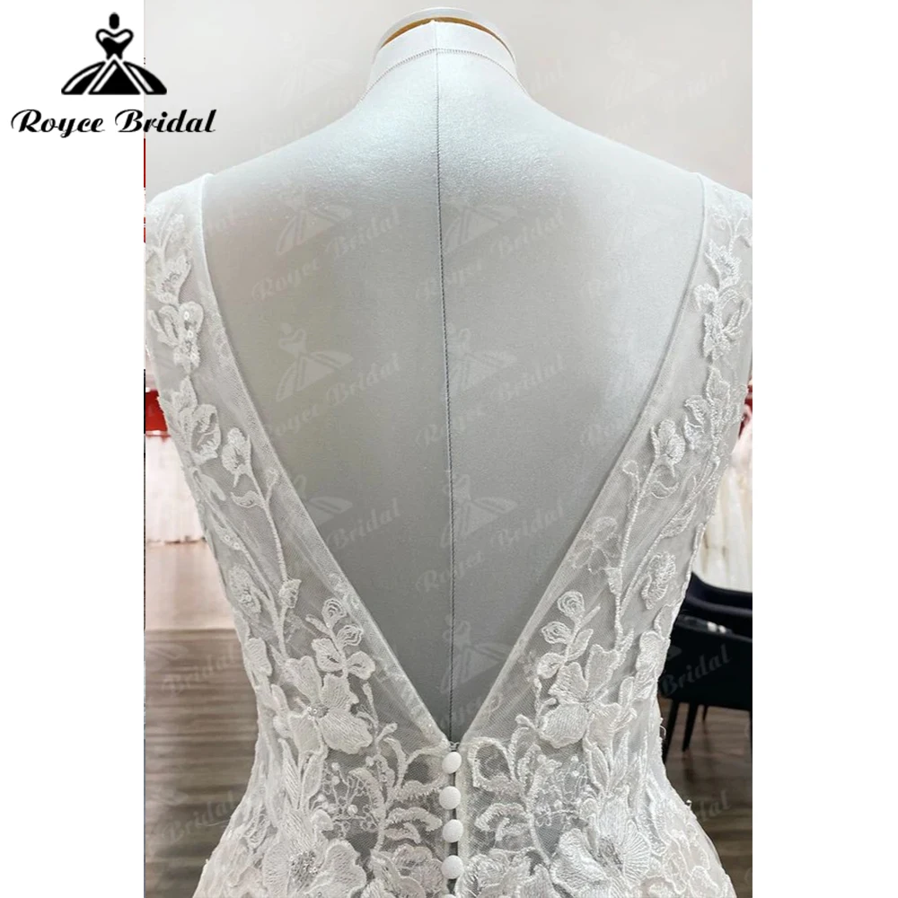 Long A-line Modest V-neck Wedding Dress with Appliques Lace Open Back Tulle Bride Dress Wedding 2023 Floor-Length Brautkleider