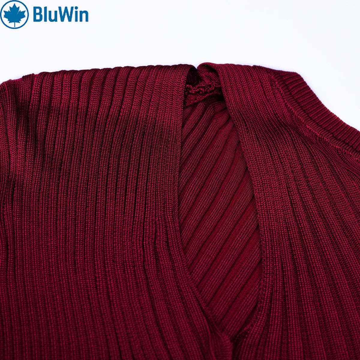 قطعتين من قطعتين من BluWin باللون الأحمر الخمري - بلوزة شفافة برقبة وهمية وتنورة متوسطة الطول ذات فتحة عالية الخصر بأزرار
