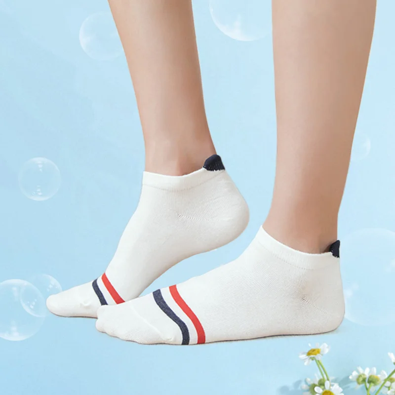 5 Paar neue Sommer lässig niedrig geschnittene Boots socken Mode Herz druck Baumwolle Söckchen neue Frauen lustige Cartoon süße kurze Socken