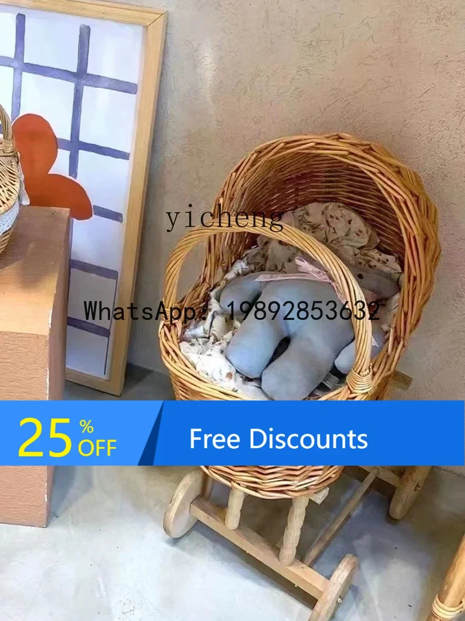 

AD Rattan Toddler Trolley Play House Four-Wheel Trolley Photo Studio Props