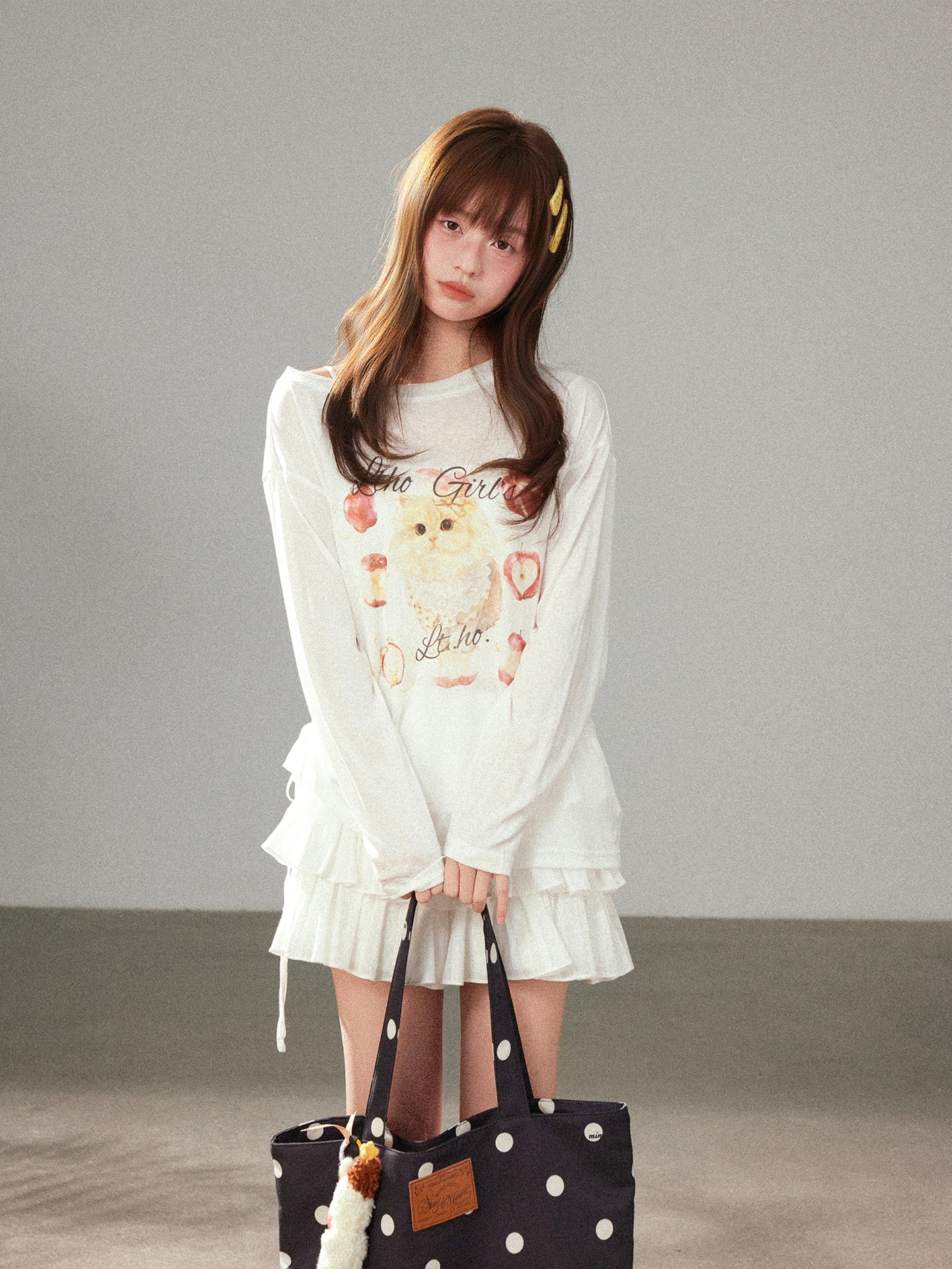 

Свободная женская футболка с длинным рукавом и асимметричным принтом на плече, весна-лето-осень, защита от УФ-излучения, широкие брюки свободного кроя