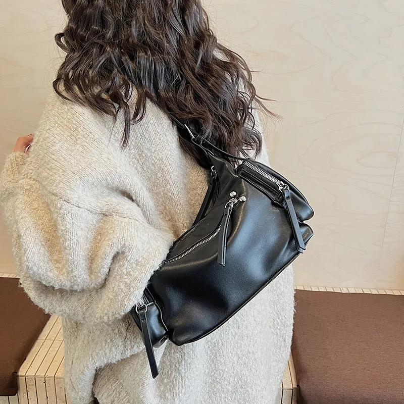 

2025 New Leather Edgy Underarm Bag for Women, Minimalist Shoulder Crossbody with Adjustable Strap, Very Chic and Versatile​