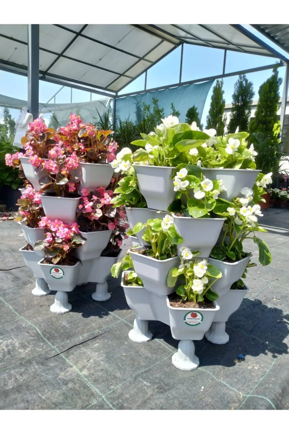 Clover Hard-Gray Layer Flower Pot 1metre square area of application can