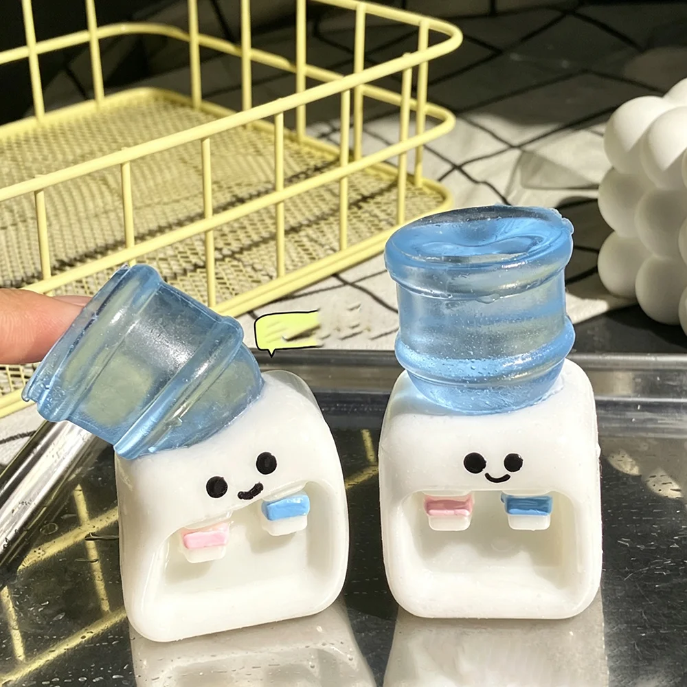 Niedlicher Wasserspender Quetsch-Fidget-Spielzeug Weiches TPR Cartoon-Form Stressabbau Handdehnbares Sensorisches Spielzeug Schreibtisch-Deko Tägliches Geschenk – Detail 2