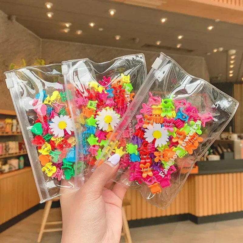 50pcs Girs Cute Colorful Flower Star Crown Small Hair Claws Lovely Hair Decorate Claw Clips Hairpins Kids Sweet Hair Accessories