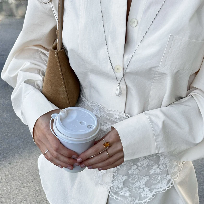 리나드 스트리트 시크 베이지 버튼업 셔츠 오피스룩 턴다운 칼라 여성 블라우스 2025 캐주얼 포켓 탑 여성 가을