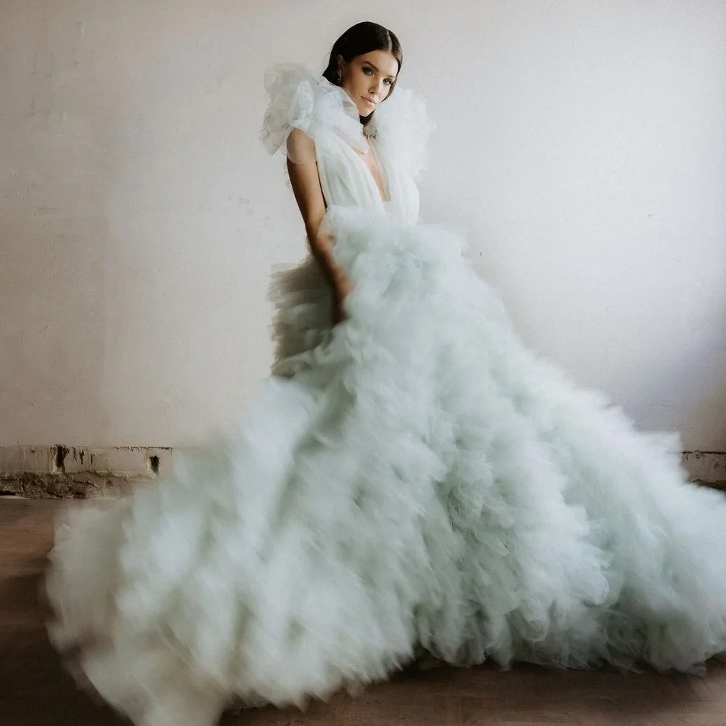 Stunning Ruffles Bridal Tulle Dress Mint Fluffy Long Train Prom Party Dresses Bride Wedding Gowns Photography Dress Props Custom