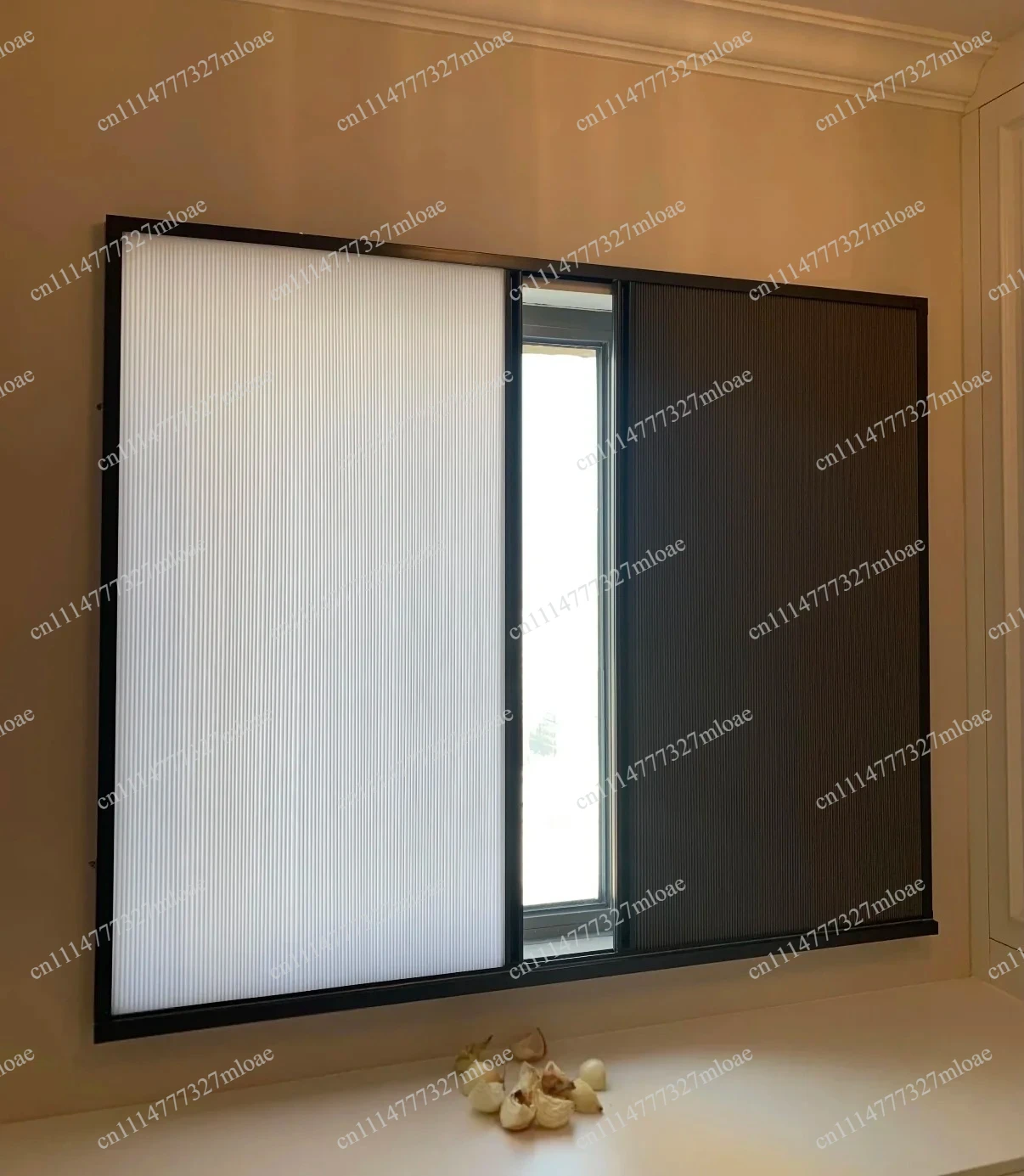 Complete Blackout or Light Filtering Cellular Fabric Honeycomb Blinds Cordless Sliding Honeycomb Curtain with Frame for Windows