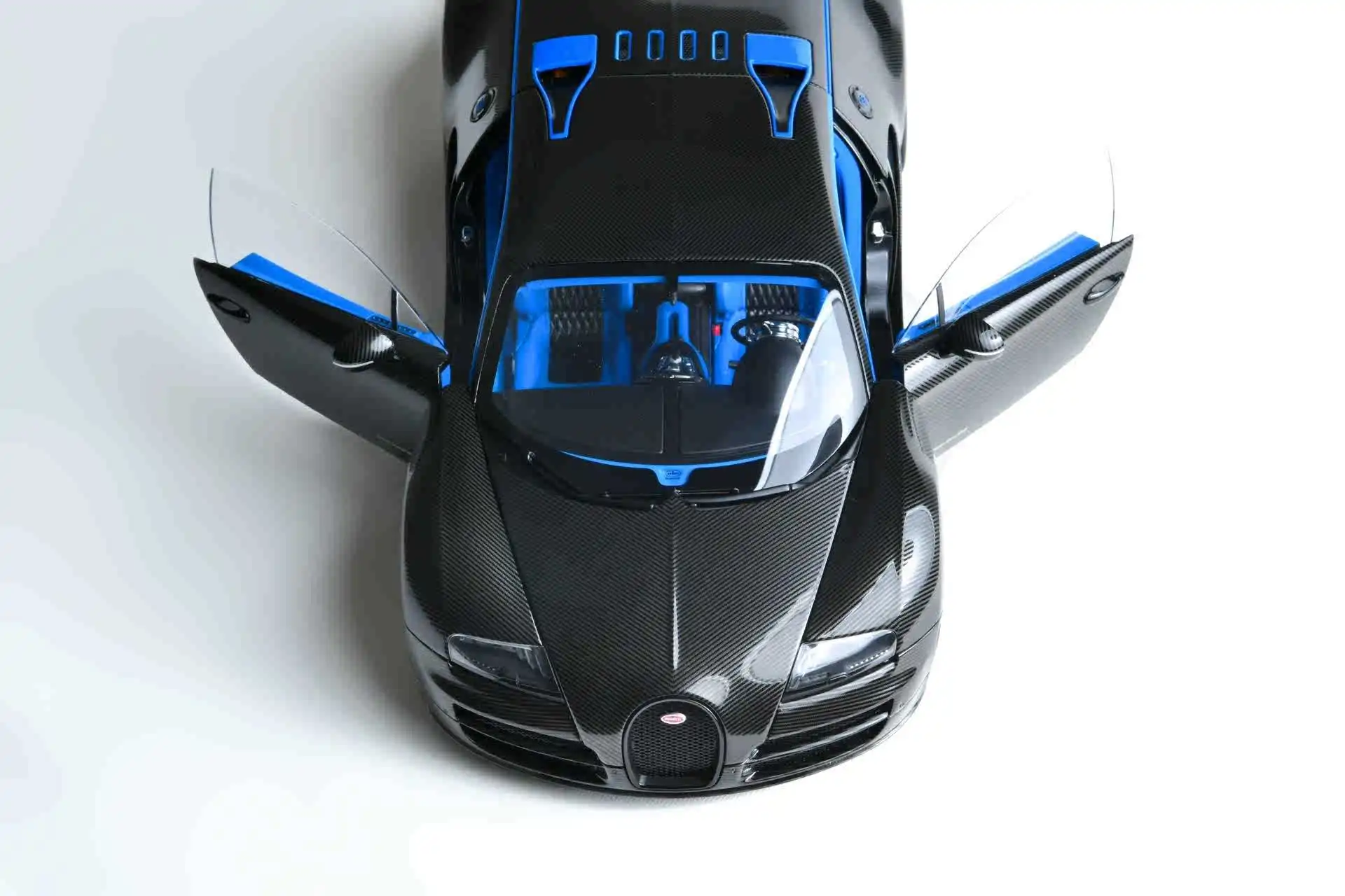 Autoart-Veyron SS Super Sport Alloy, simulación completamente abierta, edición limitada, modelo de coche estático de Metal, juguete de regalo, 1:18