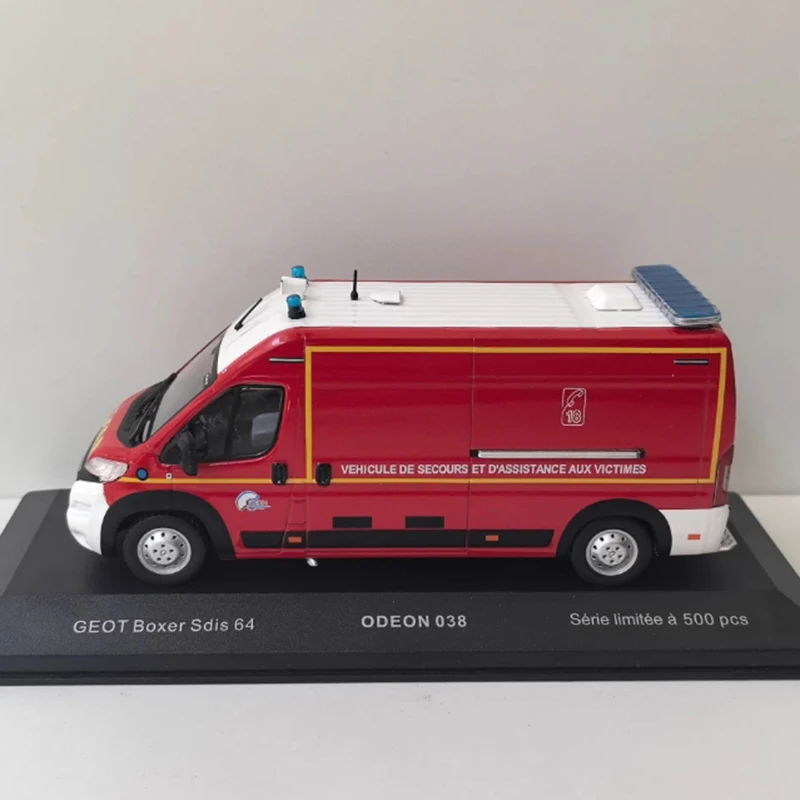 

ODEON масштаб 1/43, BOXER SDIS 64, имитация сплава, модель автомобиля, статическая коллекция, украшенные праздничные подарки, игрушки, сувенирный подарок