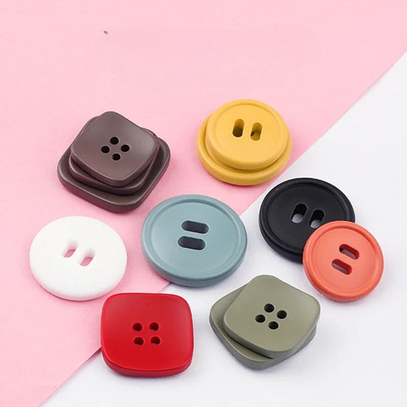 100Pcs Colorful Square Resin Buttons with Four Holes for DIY Sewing Crafts for Jackets，Cardigans Sewing accessories wholesale