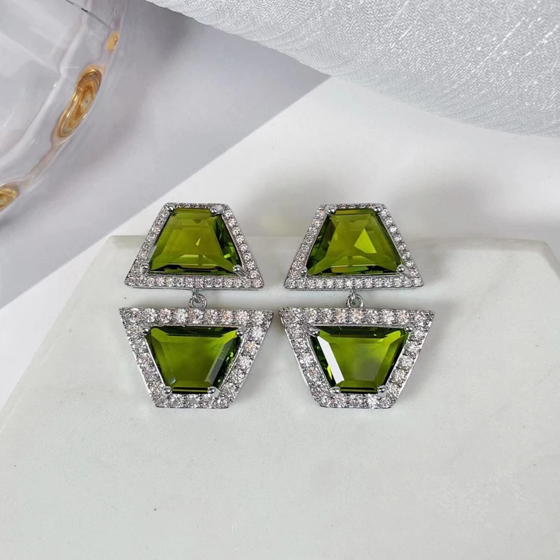 Fashion Design Flowerpot Shape Drop Earrings Paved Symmetry Trapezoid CZ Luxury Women Party High Quality CZ Jewelry for Wedding