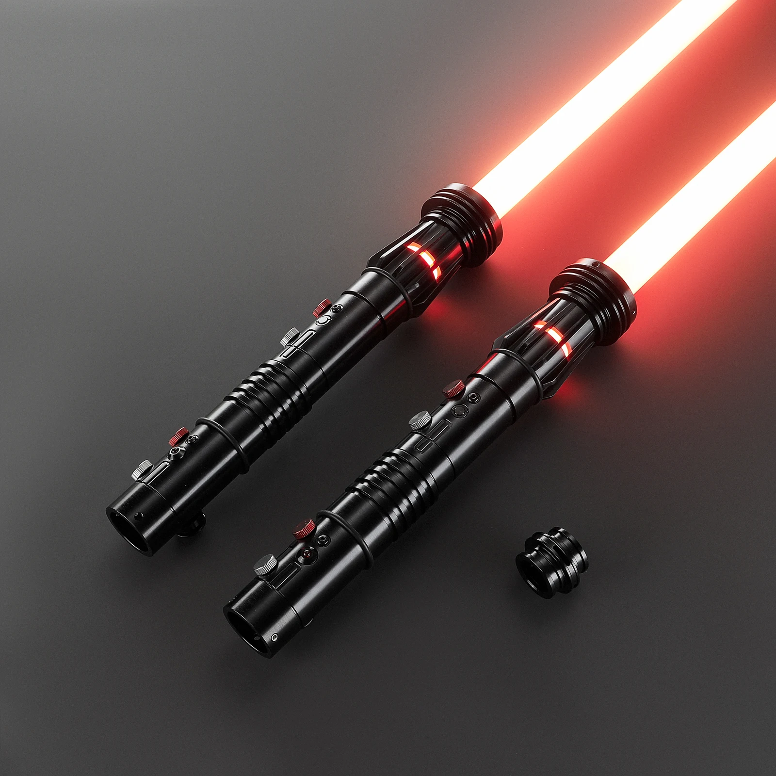 DamienSaber Darth Maul Lightsaber الحساسة السلس سوينغ ضوء Sabre FX الثقيلة المبارزة الليزر السيف المقبض المعدني مع 34 خط الصوت