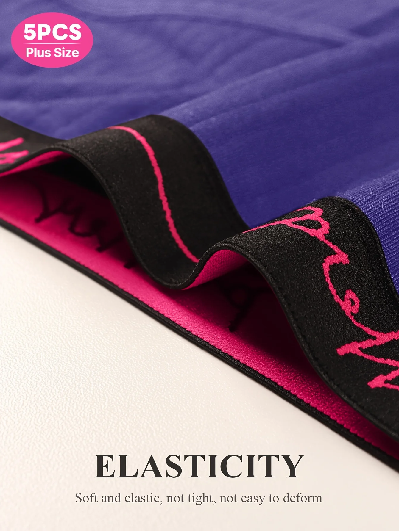 Balení 5 kusů dámského spodního prádla pro plnoštíhlé ženy se středním pasem, s nápisem v pase a svislými pruhy. - náhled 5