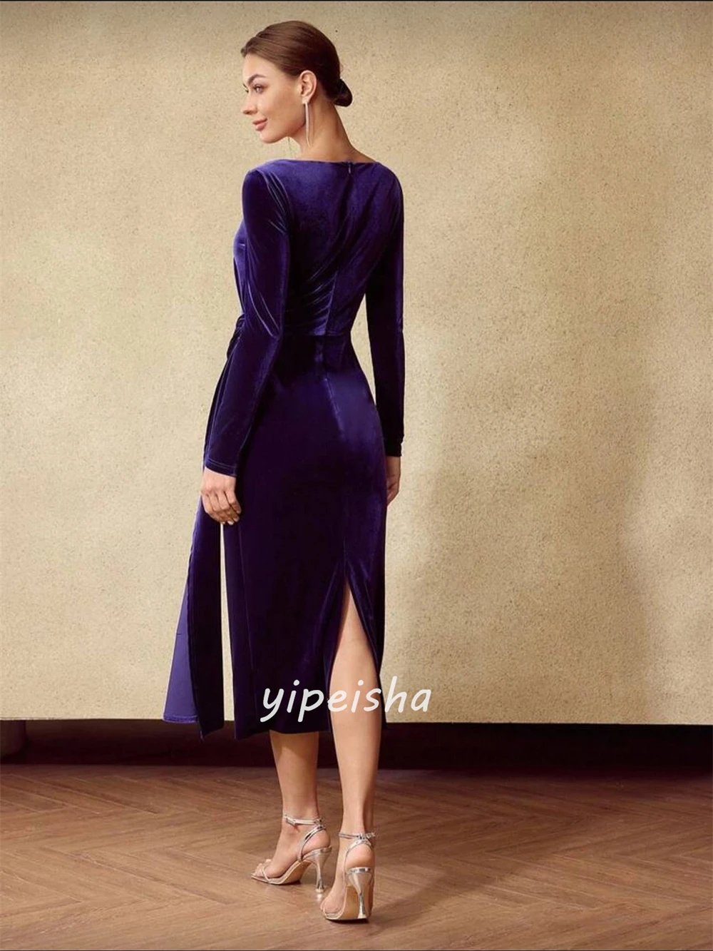 Maßgeschneiderter, moderner Stil, elegante Velours-Strass-Falte, A-Linie, quadratischer Ausschnitt, Teelänge, maßgeschneiderte Kleider für besondere Anlässe, modisch