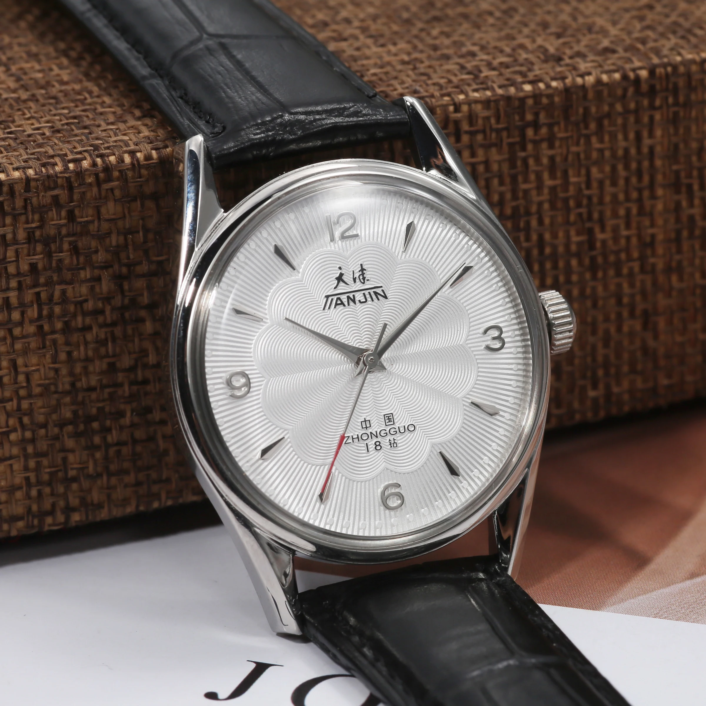 

Tianjin 7120 type movement 38mm stainless steel mechanical men's manual winding watch waterproof watch