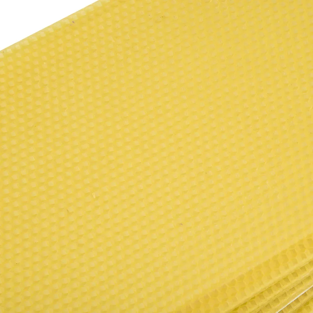 

For beekeeper Comb foundation Practical Supplies set 200*415mm For Apis mellifera Apiculture Bees wax Extractor