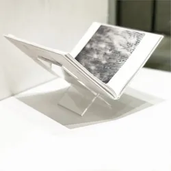 Acrylic Transparent Book Shelf Display Bracket Art Decoration Shelf Simple Desktop Magazine Storage Shelf