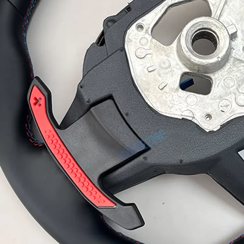 Picture 5: Customized leather steering wheel with carbon fiber frame paddles suitable for BMW G01 G20 G21 G80 G81 G22