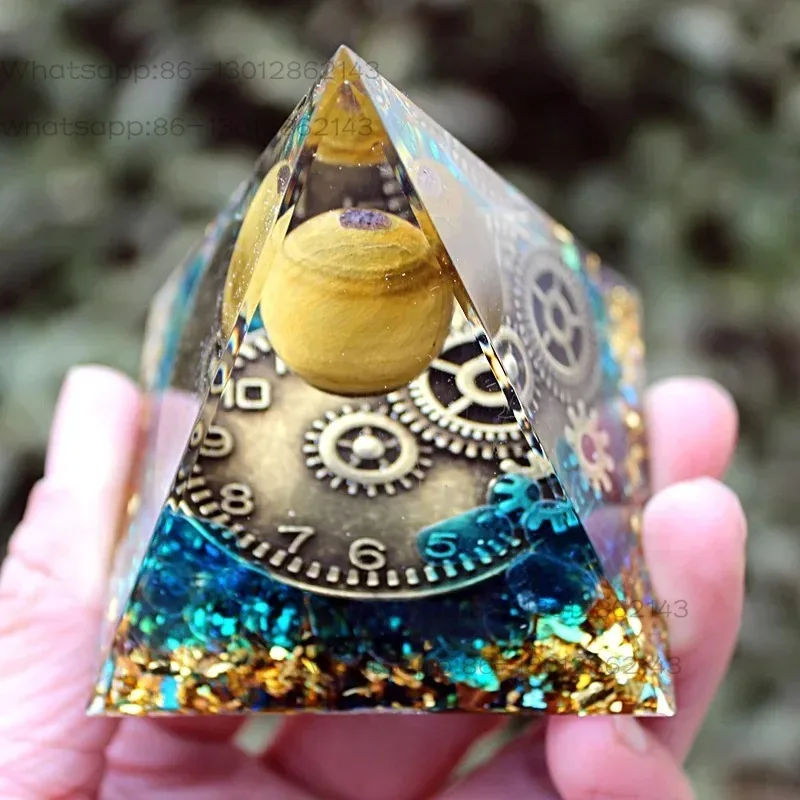 Resin Pyramid Craft With Crystal Ball Crushed Crystal Stone Geometric Desktop Ornament Living Room Tabletop Home Decoration